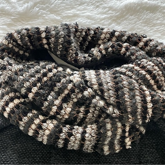 ✅HOST Pick✅ Curio New York High Cowl Neck Sweater, Large - Picture 13 of 16